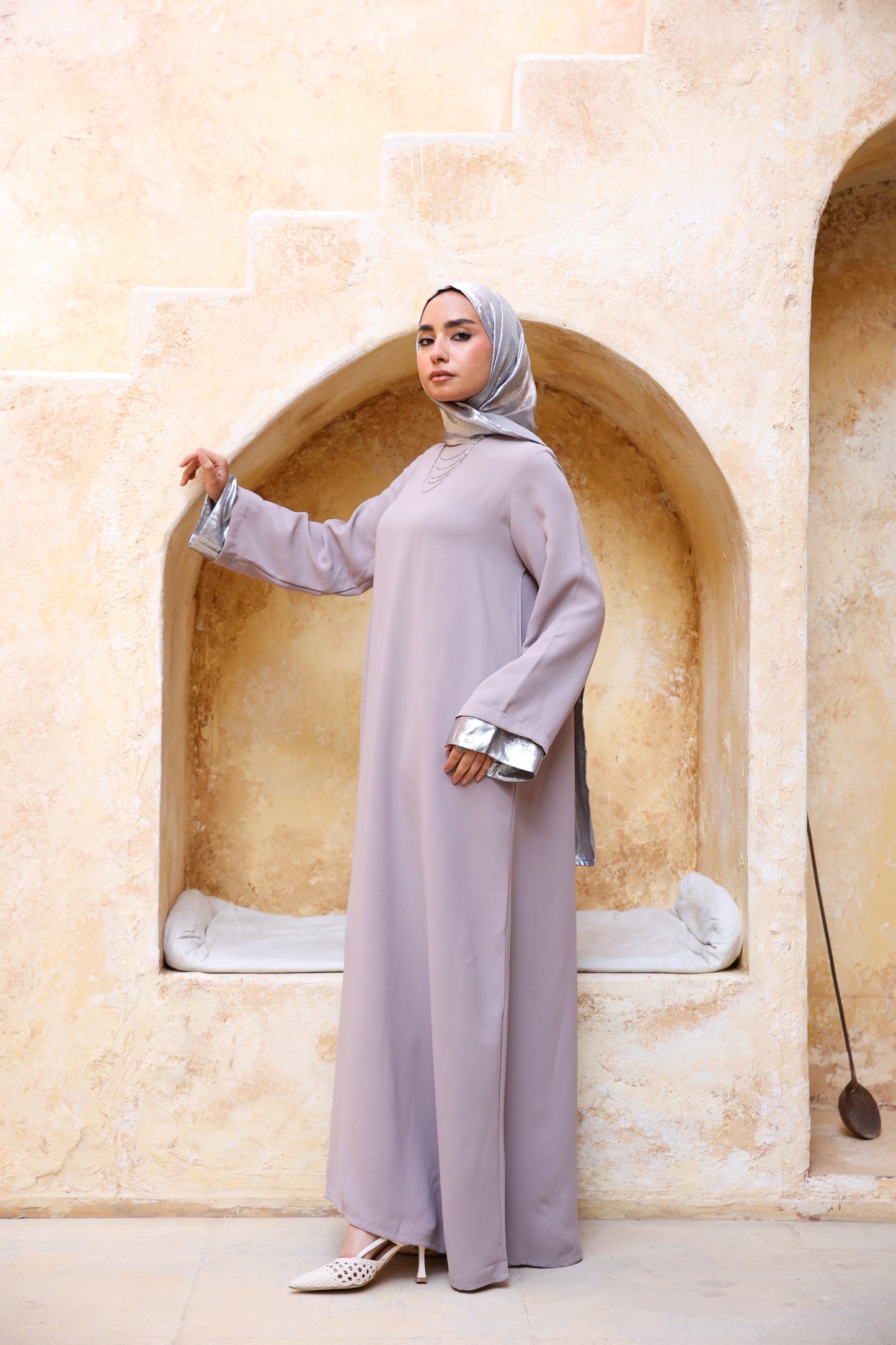 Lu'lu'a Abaya ( Beige)